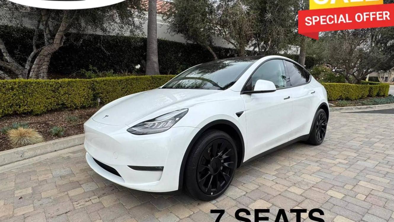 TESLA MODEL Y 2021 5YJYGAEE8MF295428 image